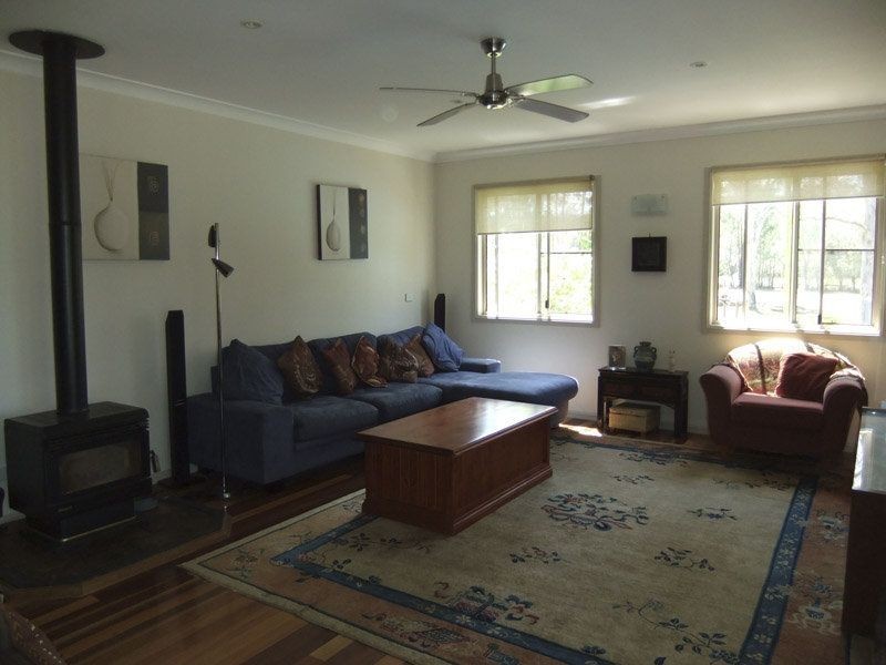 11 Jade Crescent, Tyndale NSW 2460