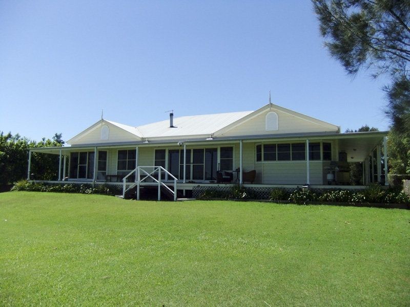 253 School Road, Palmers Island NSW 2463