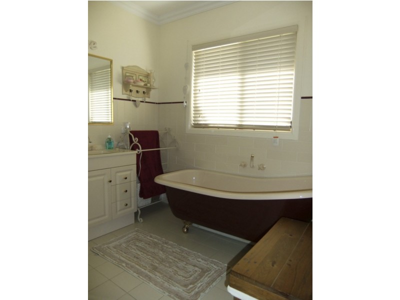 10 Albert Place, Gulmarrad NSW 2463