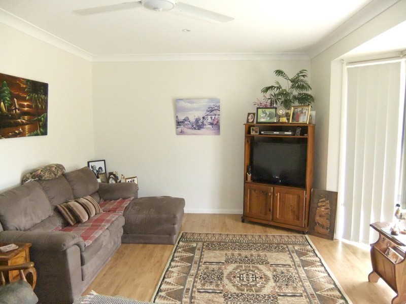 17 Albert Place, Gulmarrad NSW 2463