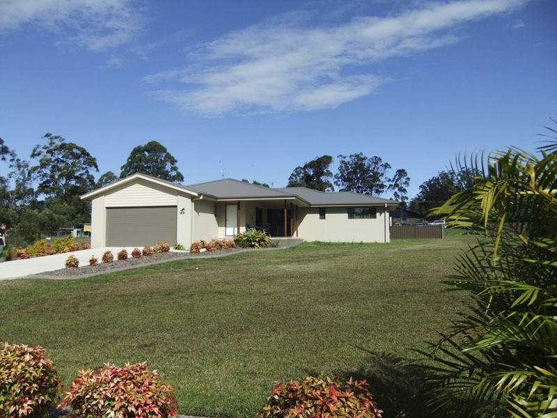 10 Parklands Drive, Gulmarrad NSW 2463