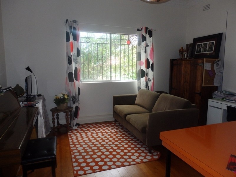 8 Castlefield Street, Bondi NSW 2026