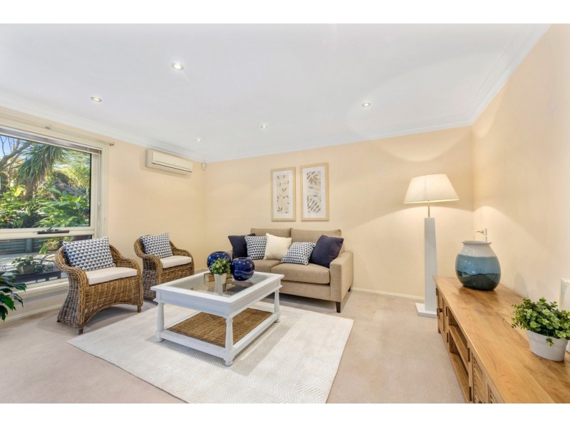 10  Kanoona Ave, St Ives NSW 2075