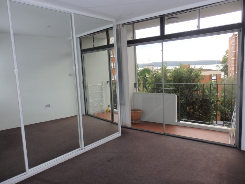 8/19 Ithaca Road, Elizabeth Bay NSW 2011