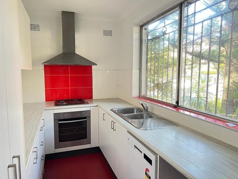 8 Castlefield Street, Bondi NSW 2026