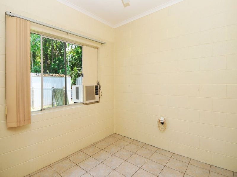 1/106 Wistaria Street, Holloways Beach QLD 4878