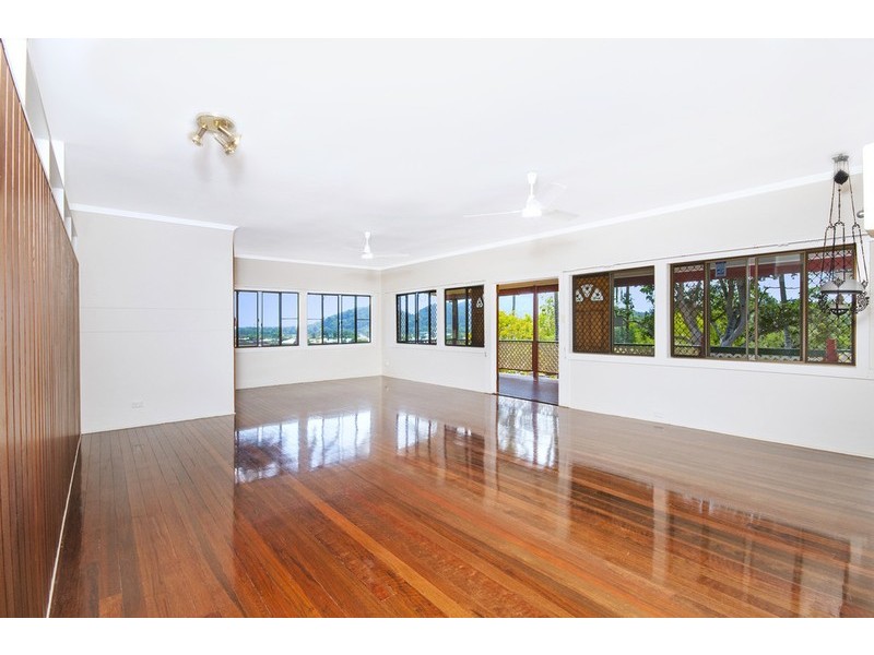 86 Intake Road, Redlynch QLD 4870