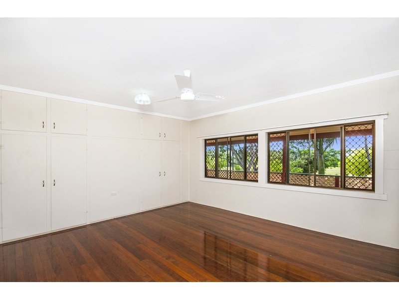 86 Intake Road, Redlynch QLD 4870