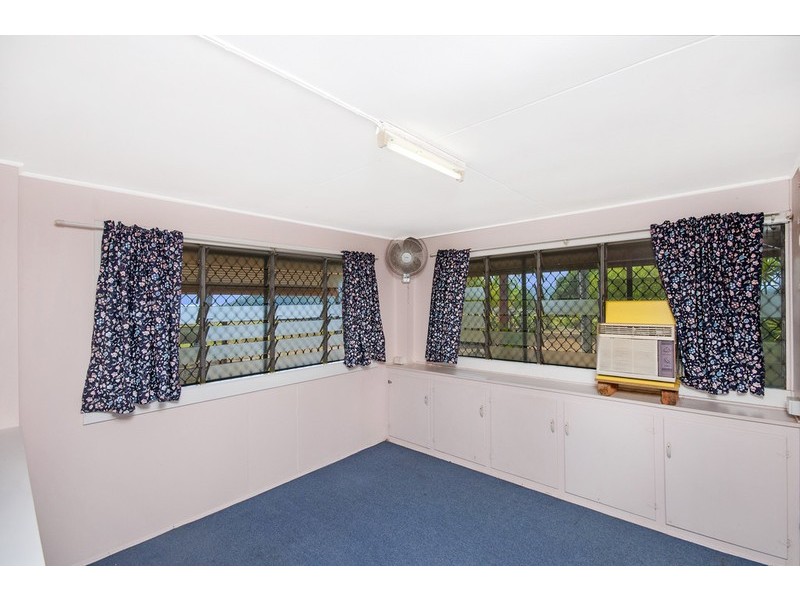 86 Intake Road, Redlynch QLD 4870