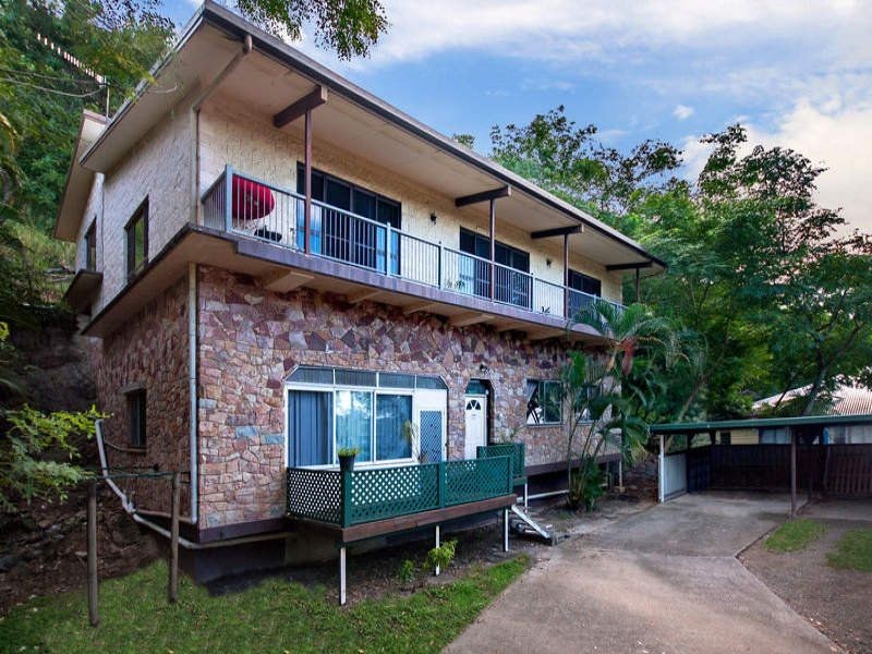89 Aeroglen Drive, Stratford QLD 4870