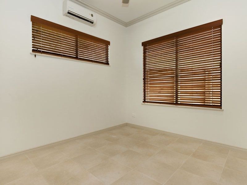 8 Lum Jim Street, Redlynch QLD 4870