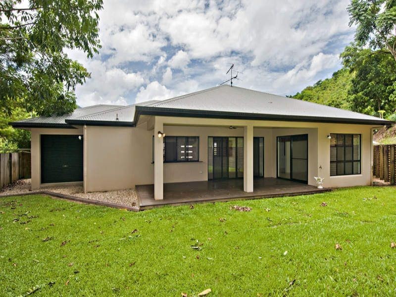 8 Lum Jim Street, Redlynch QLD 4870