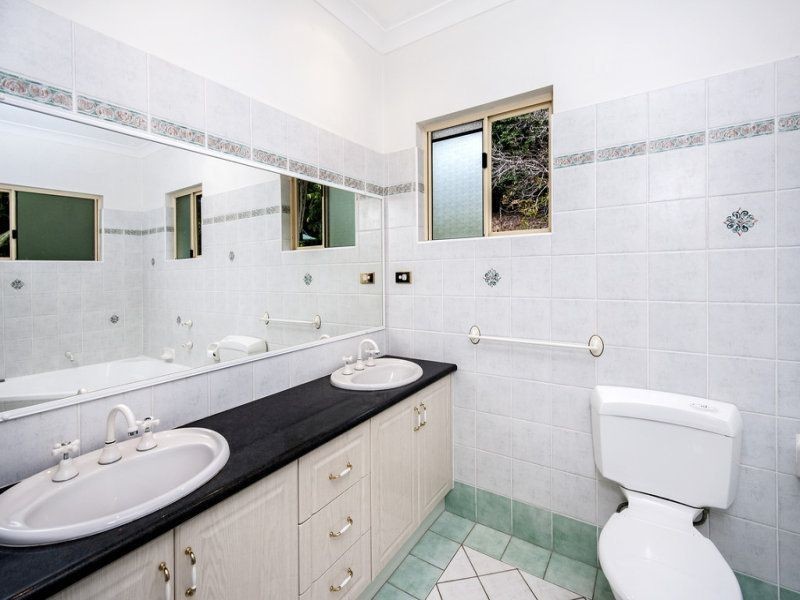 3 Birdwing Place, Caravonica QLD 4878