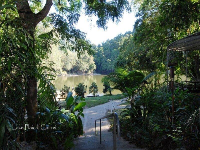 3 Birdwing Place, Caravonica QLD 4878