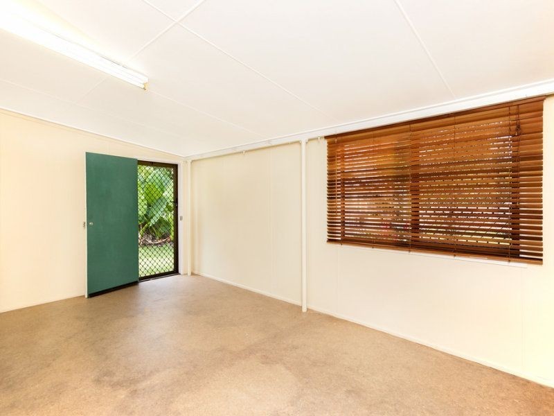 49 Kamerunga Road, Stratford QLD 4870