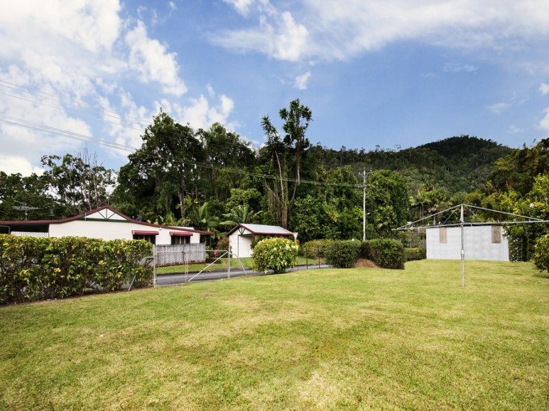 49 Kamerunga Road, Stratford QLD 4870