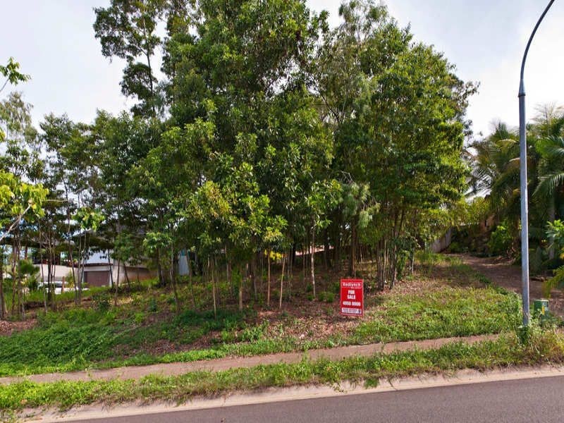 45 Daphne Drive, Redlynch QLD 4870