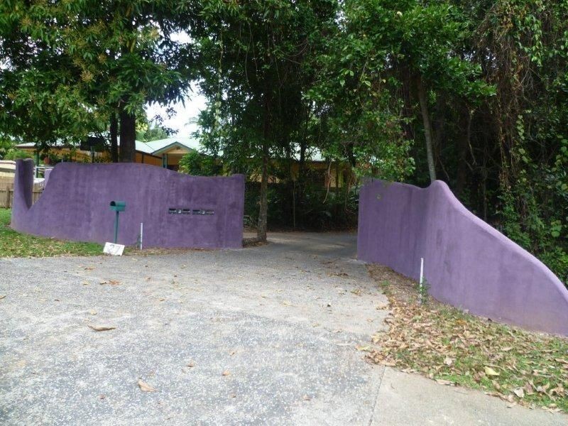 1/27 Daphne Drive, Redlynch QLD 4870