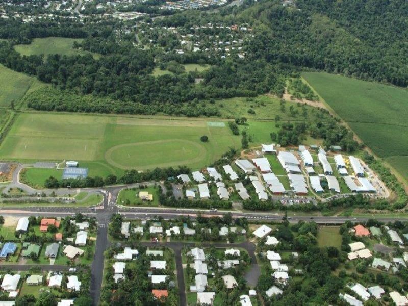 1/27 Daphne Drive, Redlynch QLD 4870