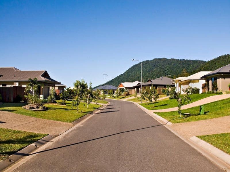 12 Stringer Close, Redlynch QLD 4870