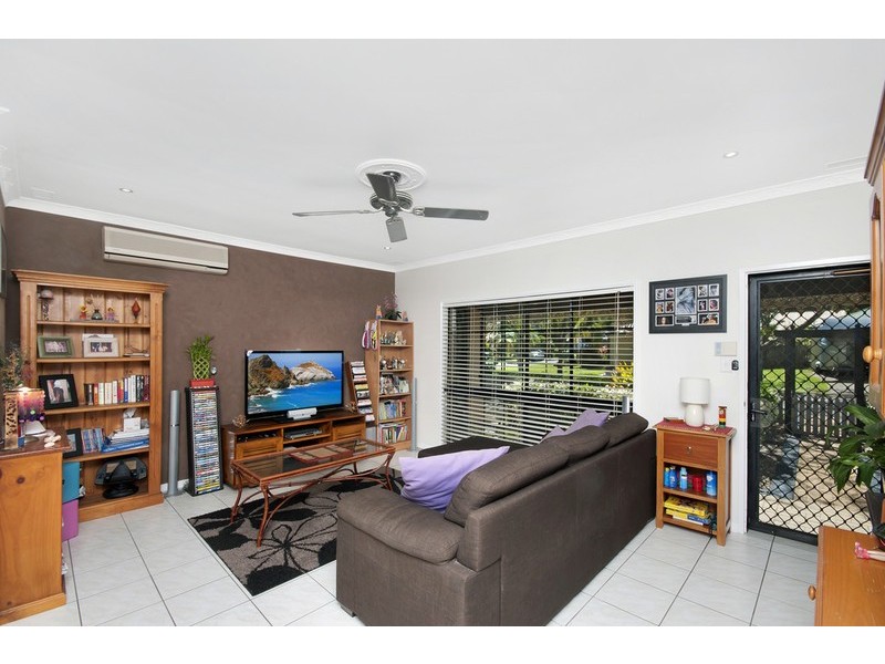 14 Jak Gee Street, Redlynch QLD 4870
