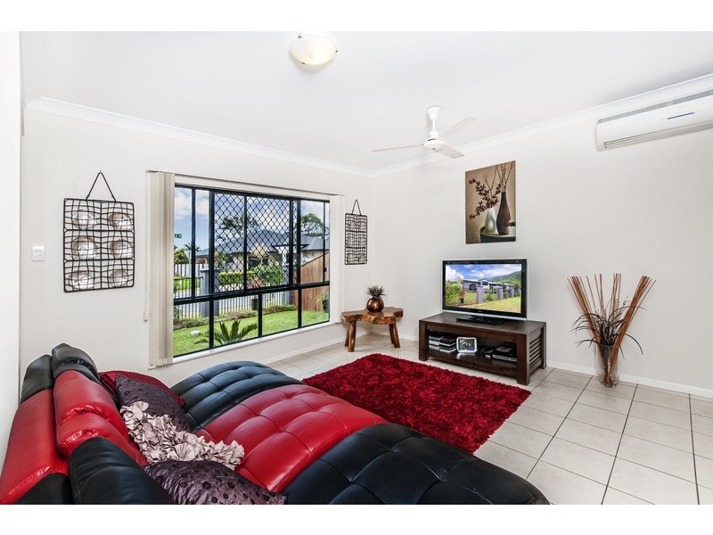 15 Lillipilli Street, Redlynch QLD 4870