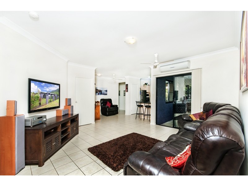 15 Lillipilli Street, Redlynch QLD 4870