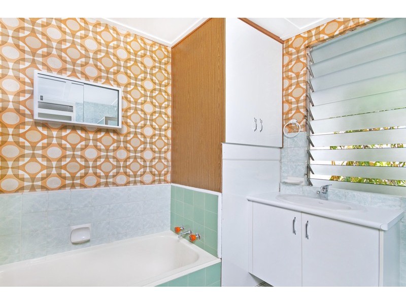 12 Margaret Street, Redlynch QLD 4870