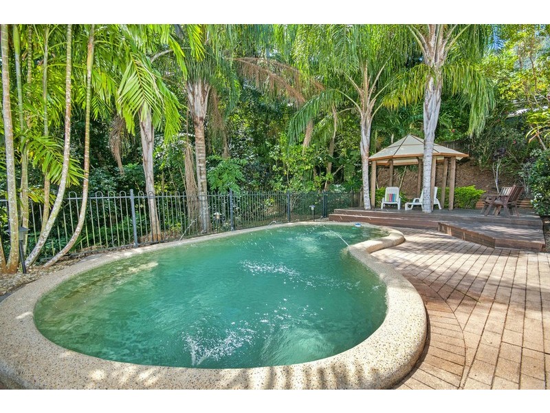 55 Fairley Street, Redlynch QLD 4870