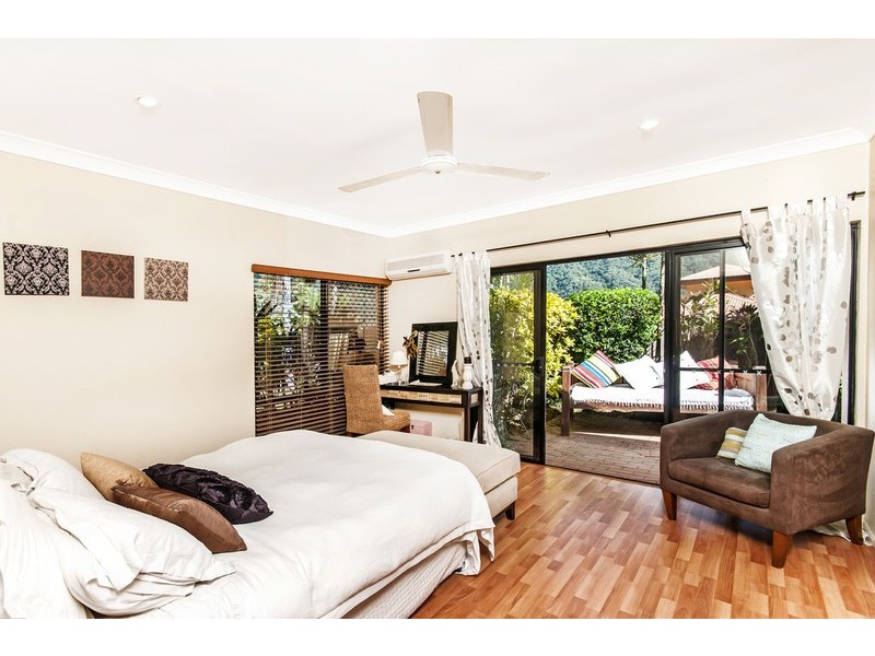55 Fairley Street, Redlynch QLD 4870