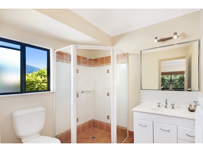 55 Fairley Street, Redlynch QLD 4870