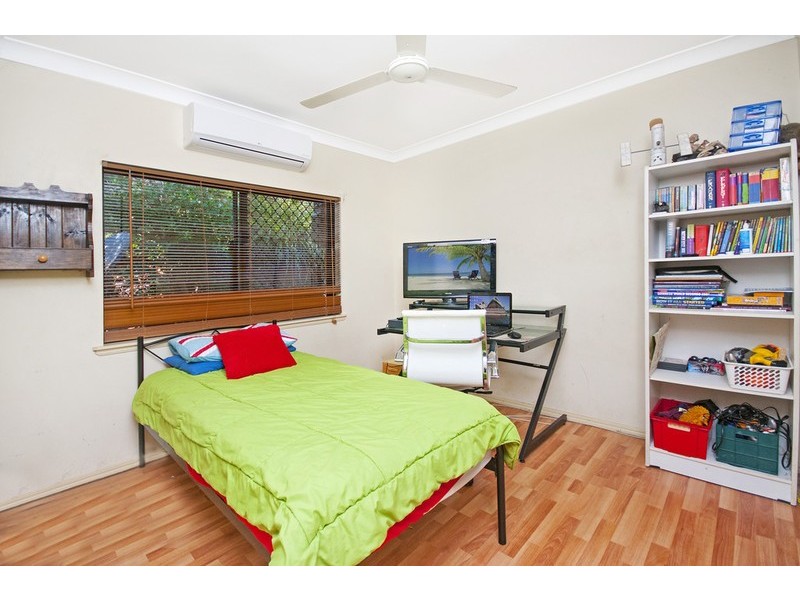 55 Fairley Street, Redlynch QLD 4870