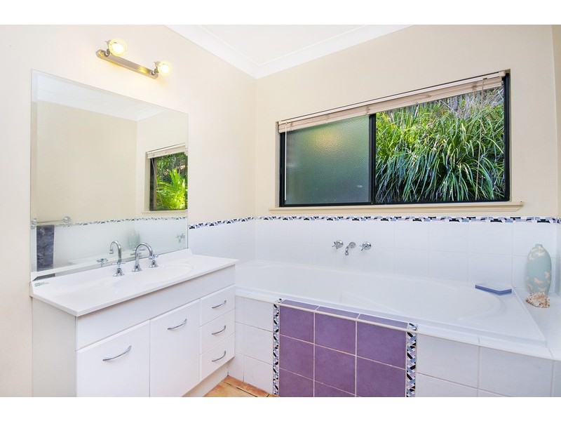 55 Fairley Street, Redlynch QLD 4870