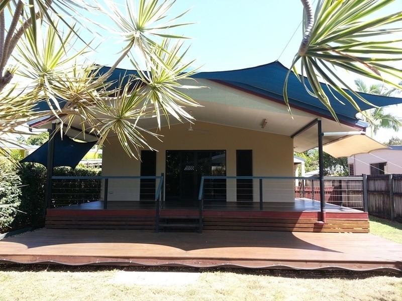 Machans Beach QLD 4878