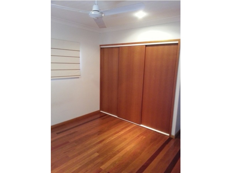 Machans Beach QLD 4878