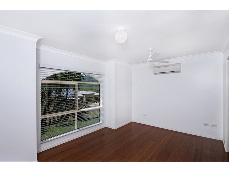 25 Pilosa Street, Redlynch QLD 4870