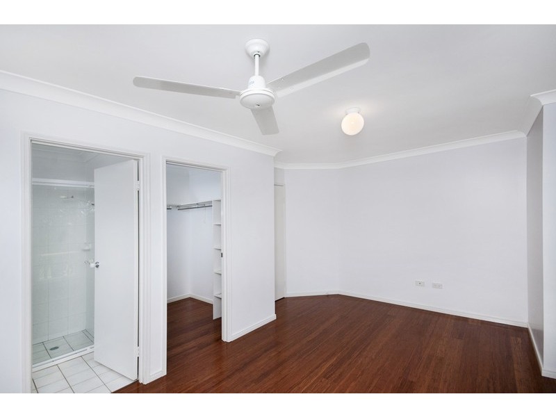 25 Pilosa Street, Redlynch QLD 4870
