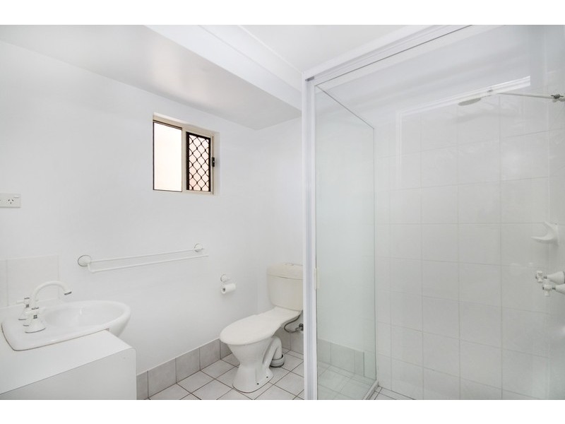25 Pilosa Street, Redlynch QLD 4870