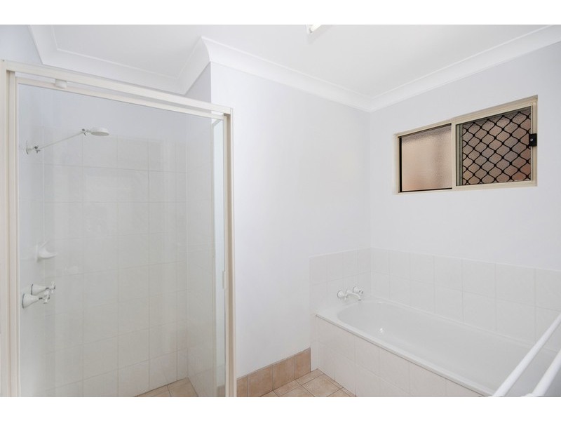 25 Pilosa Street, Redlynch QLD 4870