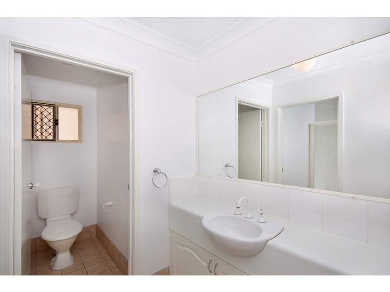 25 Pilosa Street, Redlynch QLD 4870