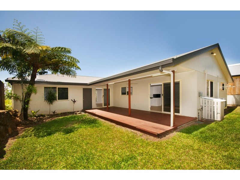 25 Pilosa Street, Redlynch QLD 4870