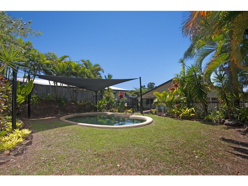 25 Pilosa Street, Redlynch QLD 4870