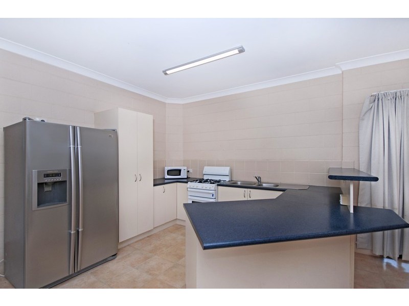 19 Tradewinds Close, Redlynch QLD 4870