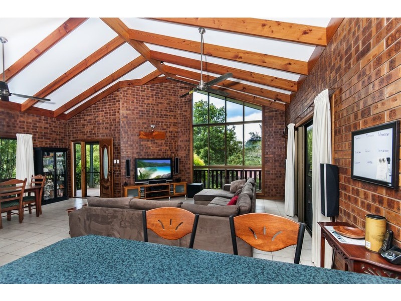 2 Cycas Close, Kamerunga QLD 4870