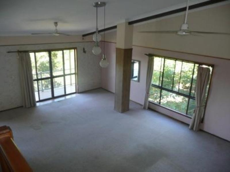 Stratford QLD 4870
