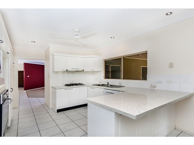 25-27  Runnymede Avenue, Redlynch QLD 4870