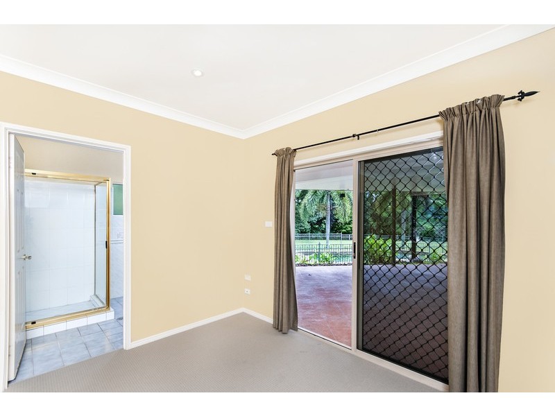 25-27  Runnymede Avenue, Redlynch QLD 4870
