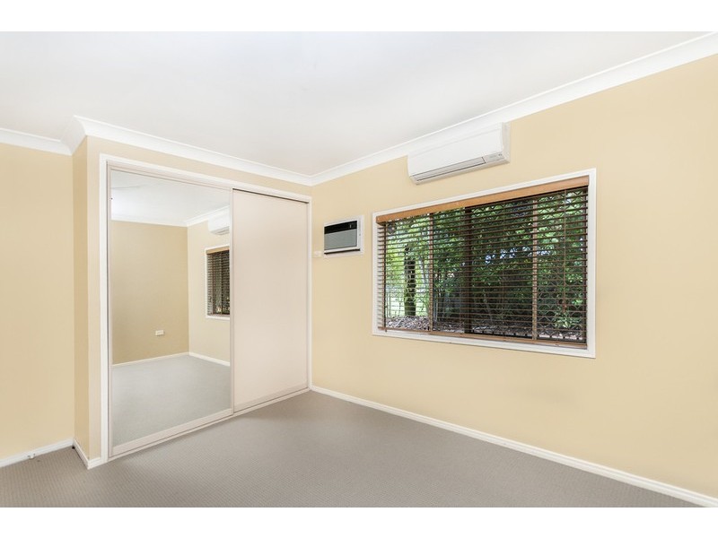 25-27  Runnymede Avenue, Redlynch QLD 4870