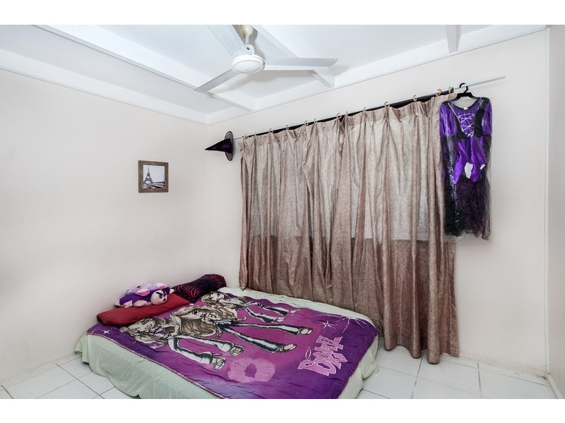 10 Valmadre Street, Caravonica QLD 4878