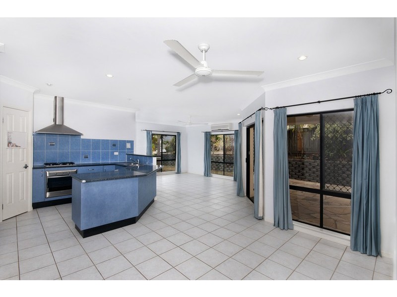22 Spinos Street, Redlynch QLD 4870